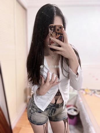 008E6IQIgy1hskcv84braj30u014043e.jpg